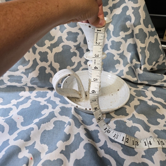 Bill Tyner Signed Studio Art Pottery Chamber Candlestick Holder, White Speckle - Picture 4 of 4